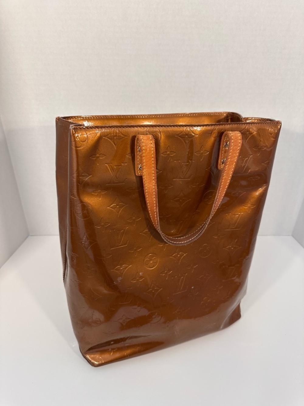 Authentic Louis Vuitton Monogram Vernis Patent Leather Tote in Shiny Brown